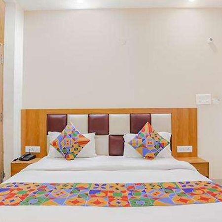 Fabhotel Royal Stay I Greater Noida Ngoại thất bức ảnh