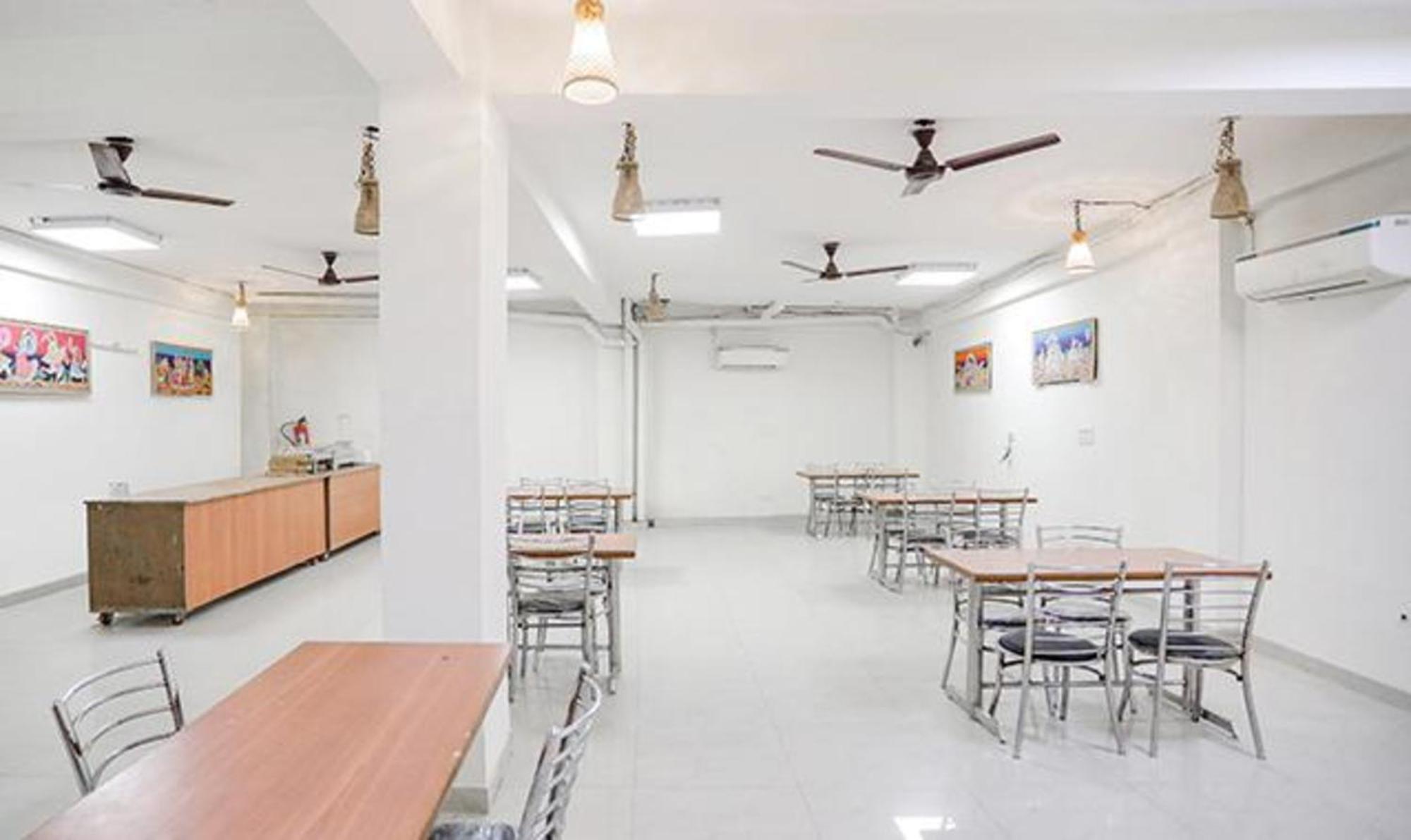 Fabhotel Royal Stay I Greater Noida Ngoại thất bức ảnh