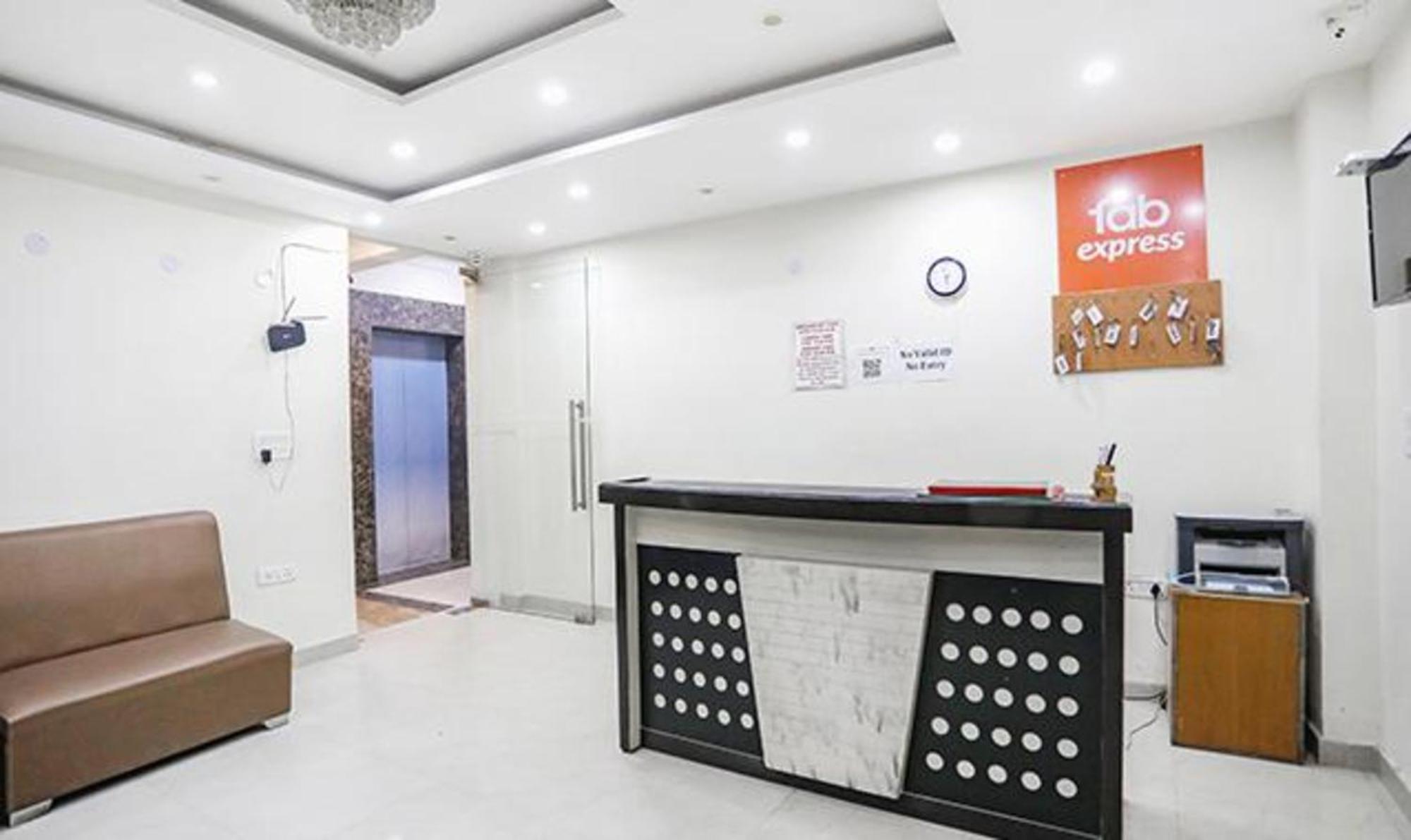 Fabhotel Royal Stay I Greater Noida Ngoại thất bức ảnh