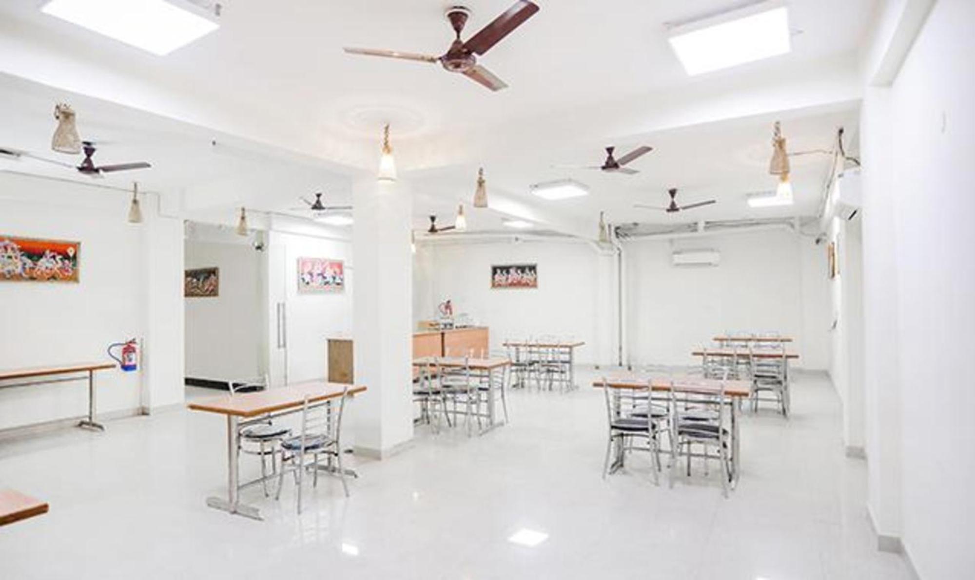 Fabhotel Royal Stay I Greater Noida Ngoại thất bức ảnh
