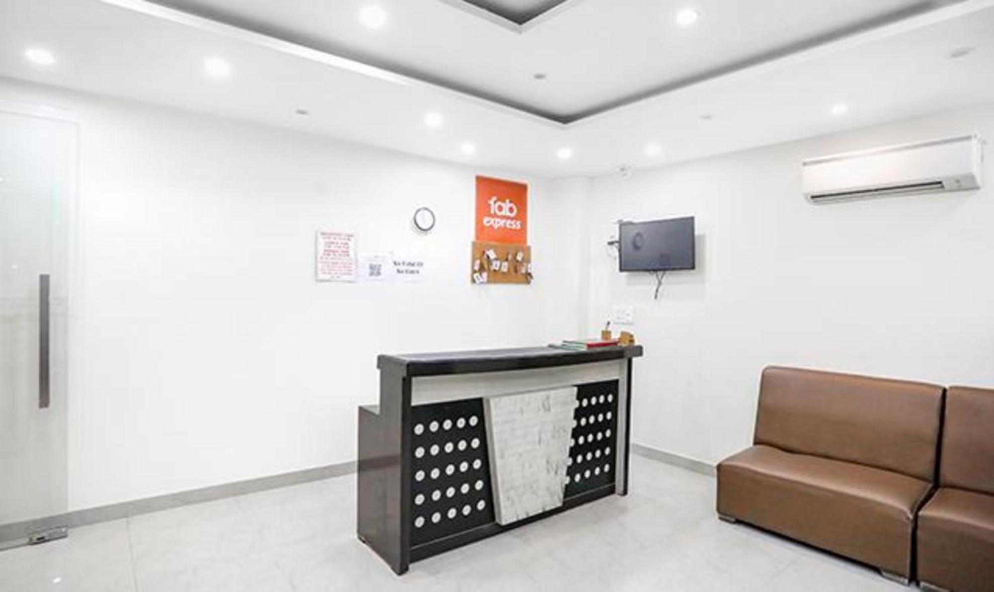 Fabhotel Royal Stay I Greater Noida Ngoại thất bức ảnh