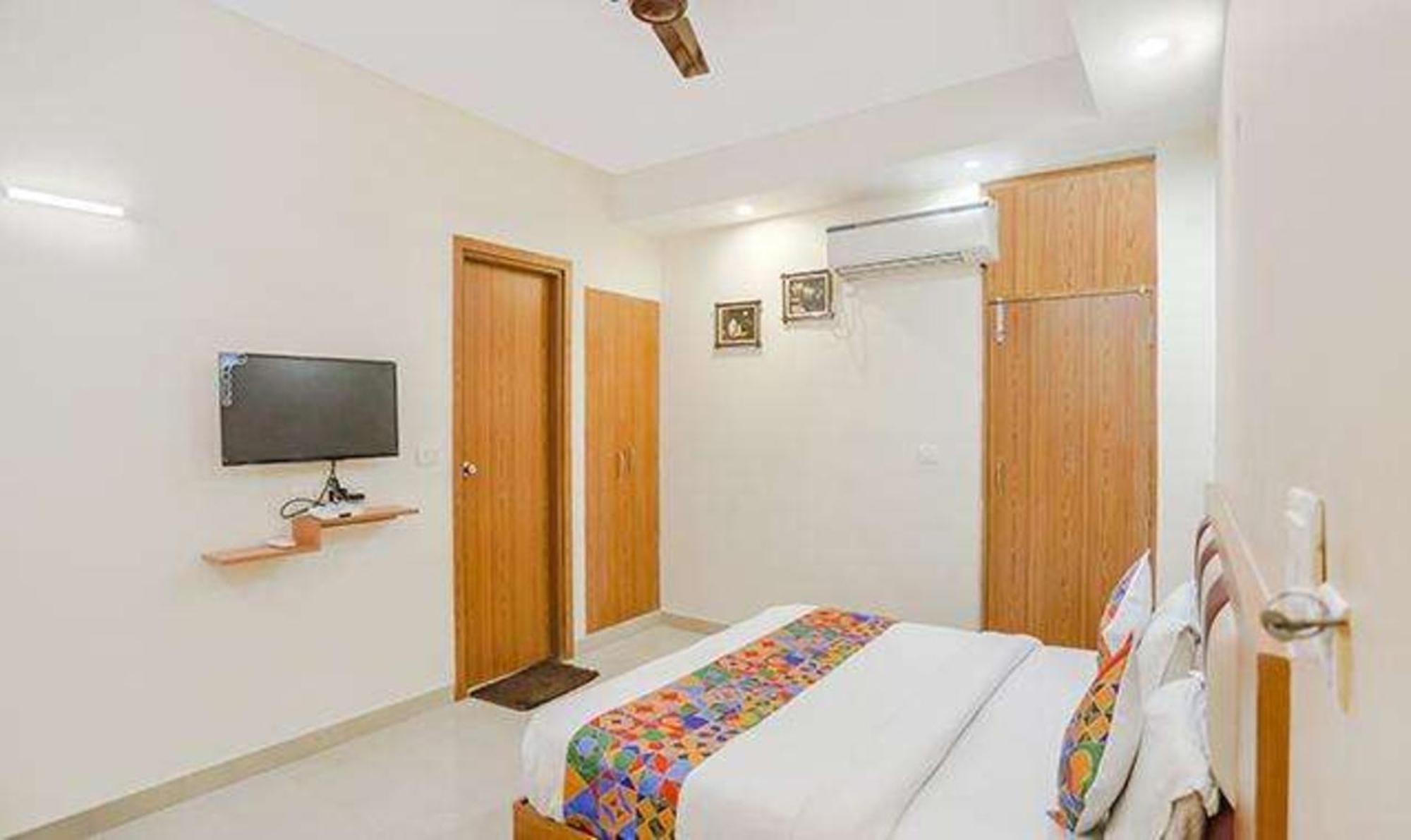 Fabhotel Royal Stay I Greater Noida Ngoại thất bức ảnh